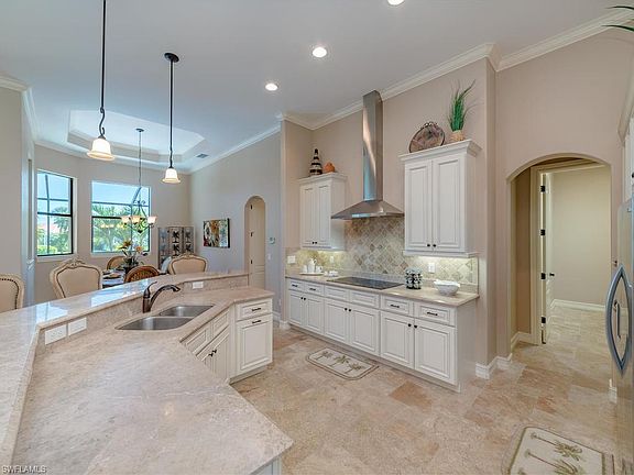 5th image of 1618 Rainbow Ct