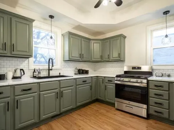 449 E Lincoln Ave, Milwaukee, WI 53207