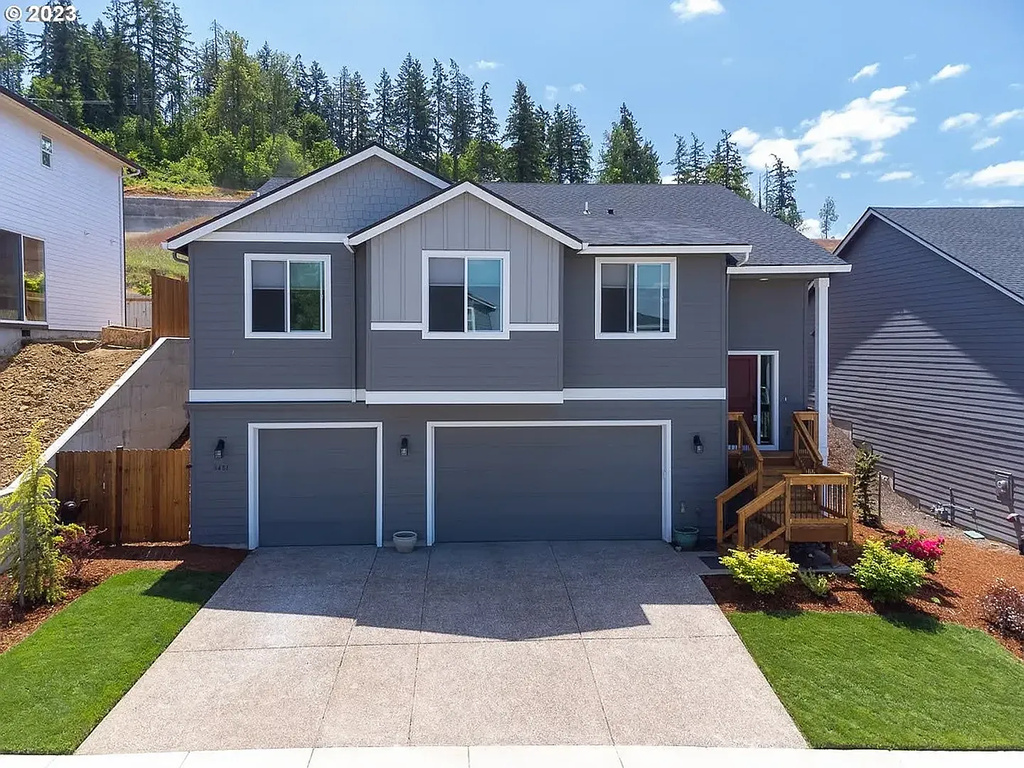 4- Bedroom home on Moon Mountain — Photo 1