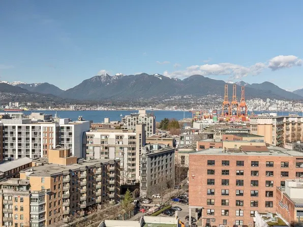550 Taylor St #1905, Vancouver, BC V6B 1R1