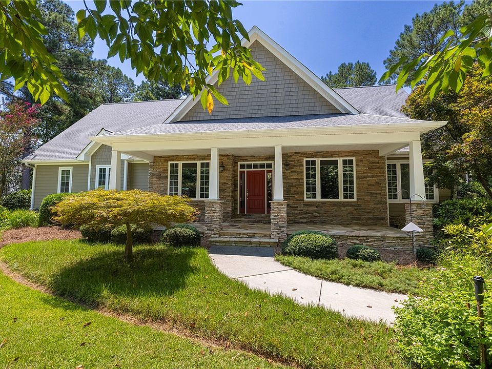 1st image of 401 W Rockcliff Ct