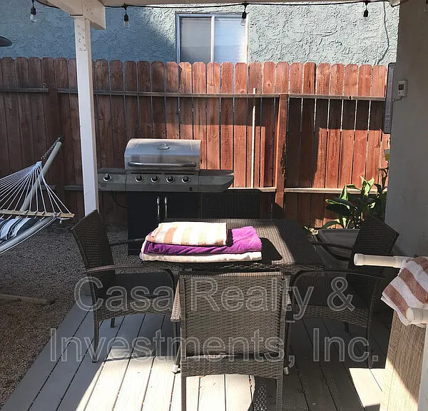 4570 W 162nd St #FRONT HOUSE — Photo 17