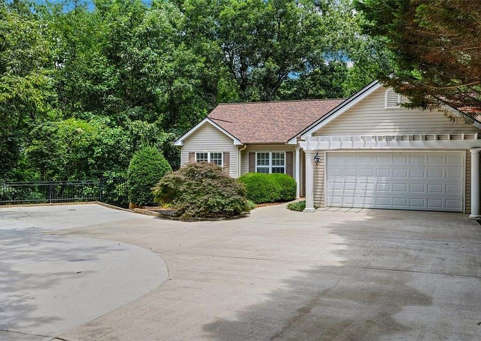 4635 Chestatee Pte, Gainesville, GA 30506 MLS 7247018 Zillow