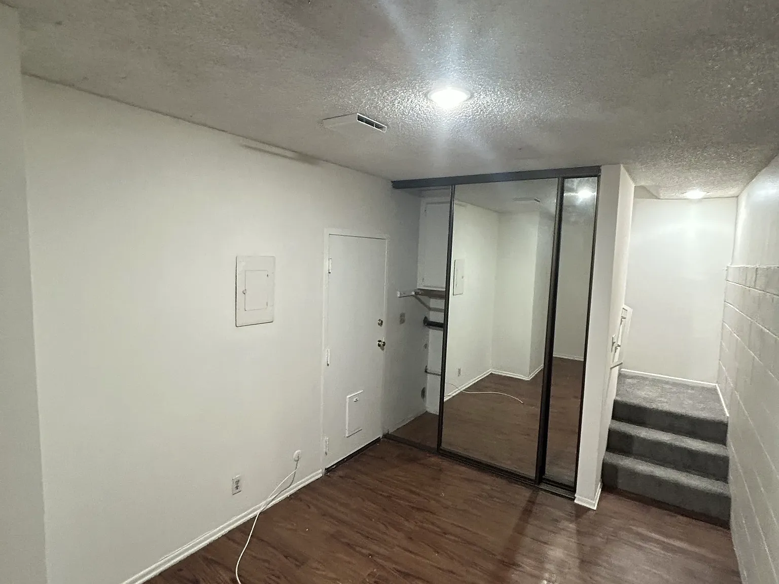 8750 Kester Avenue, Unit 31, Panorama City, CA 91402 — Photo 4
