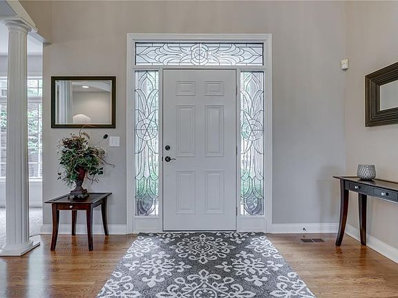 5th image of 6527 Woodworth Ct