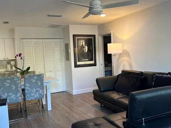 616 Executive Center Dr #5201, West Palm Beach, FL 33401