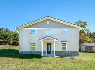 359 Community Dr, Madisonville, TN 37354