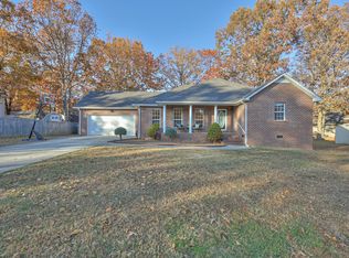103 Point Dr, Tullahoma, TN 37388
