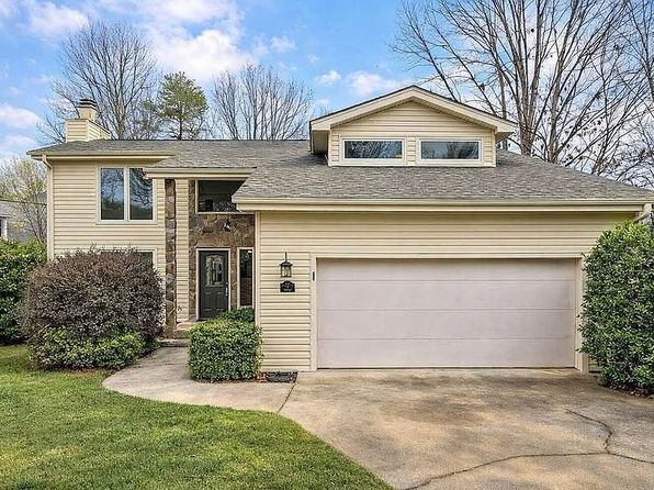 101 Pebble Stone Ln
