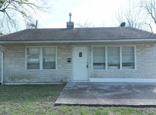 32 Agnes Dr, Cahokia, IL