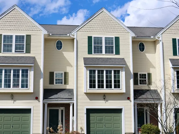 18 Groveland Commons Way #18, Groveland, MA 01834