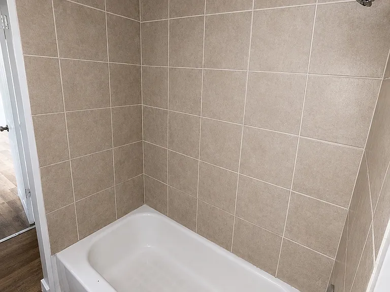 197 Glen St #3S — Photo 4