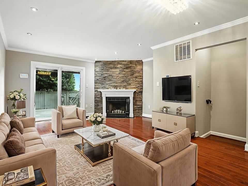 1st image of 12863 Mill Brook Ct