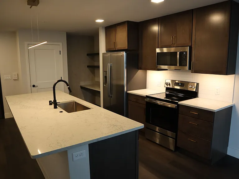 The Adria 179 W. Wilson St. — Photo 57