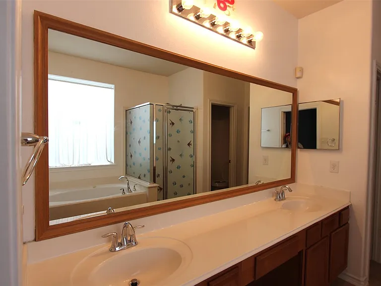 13719 View Meadow Ln — Photo 12