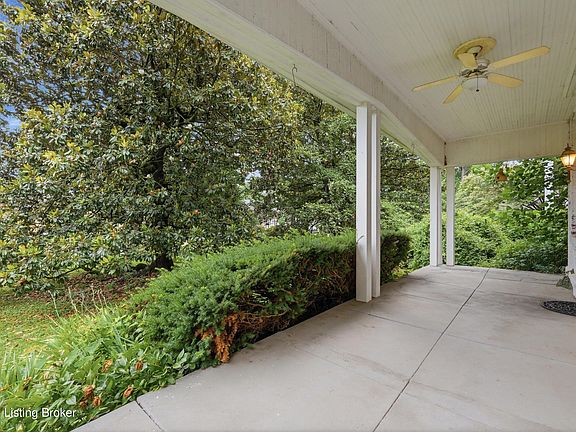 3rd image of 2037 Tyler Ln