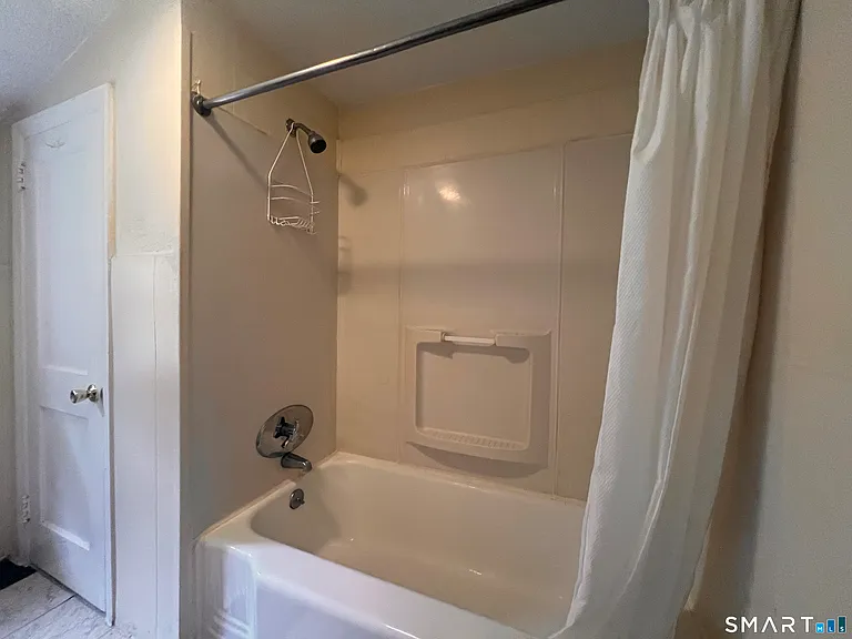 35 McDonald Rd #A — Photo 13