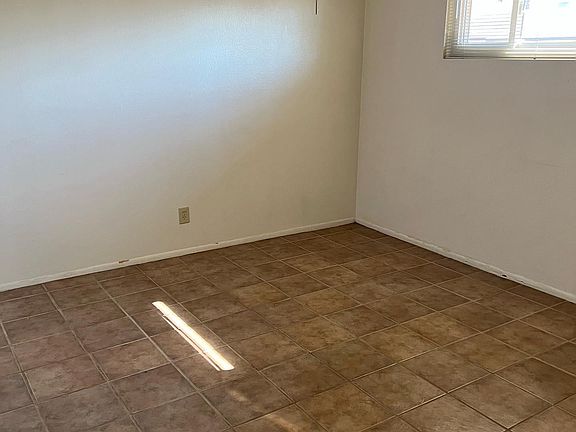 3rd image of 4325 N 26th St