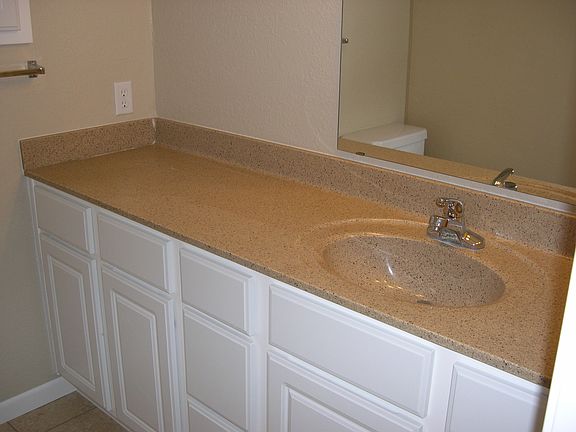 4th image of 2801 Cutters Grove Ave APT 210