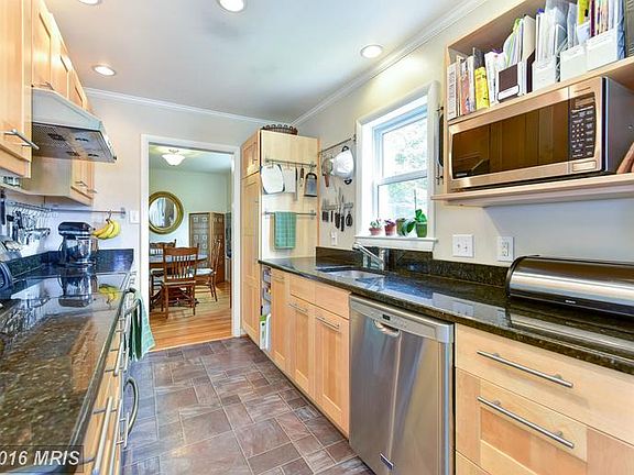 5th image of 1120 Anesbury Ln