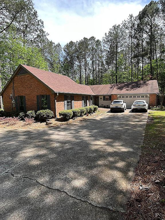 1955 Sourwood Dr, Dalton, GA 30720 Zillow