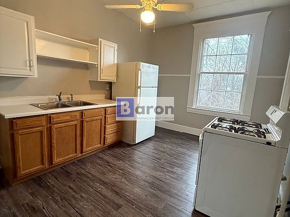 5th image of 3644 Laclede Ave APT 3