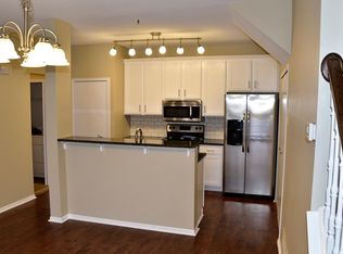 13603 Carmody Dr, Eden Prairie, MN 55344