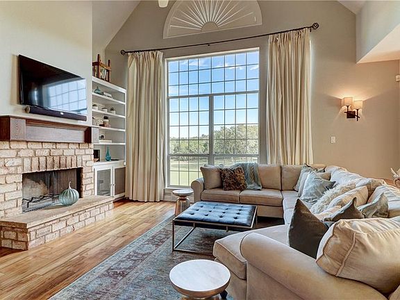 3rd image of 56 Tiburon Dr