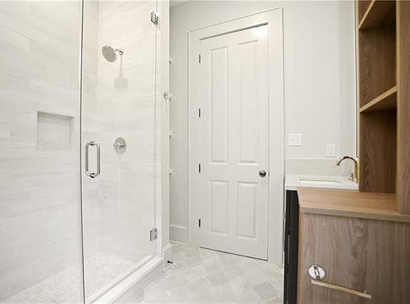 5th image of 1408 Magazine St #2A