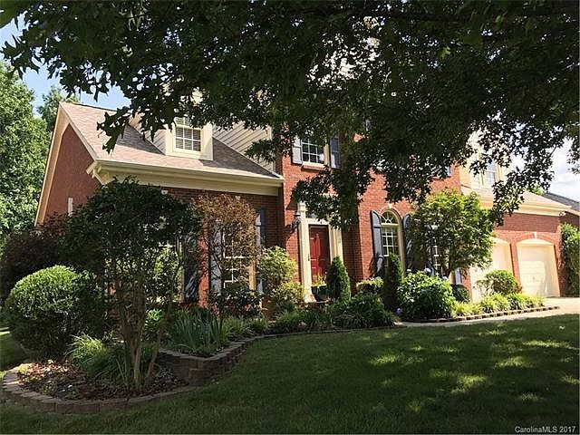 1st image of 4907 Biltmore Forest Dr