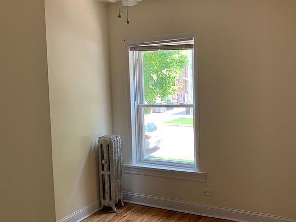 4th image of 2108 N Saint Louis Ave #1