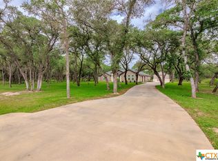 154 Post Oak Rd, Inez, TX 77968