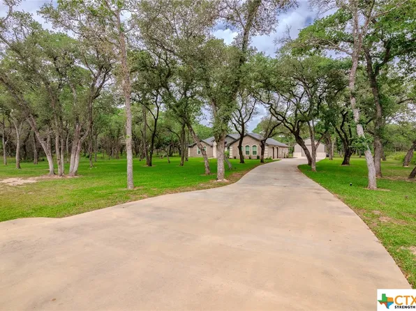 154 Post Oak Rd, Inez, TX 77968