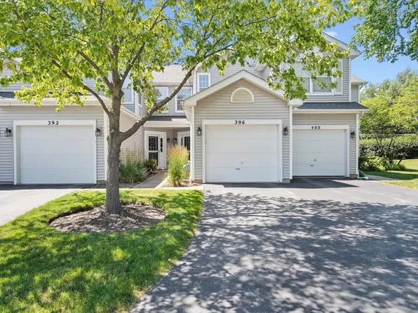 396 Fallbrook Ct, Schaumburg, IL 60194