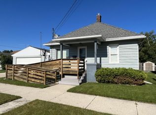 1113 Margaretha St, Two Rivers, WI 54241