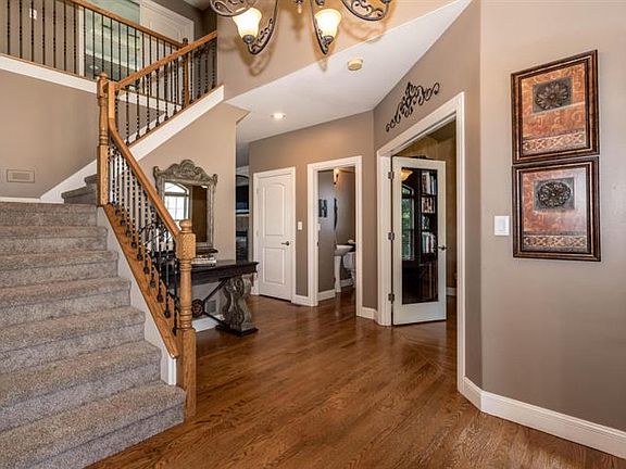 4th image of 4909 Cochero Ct