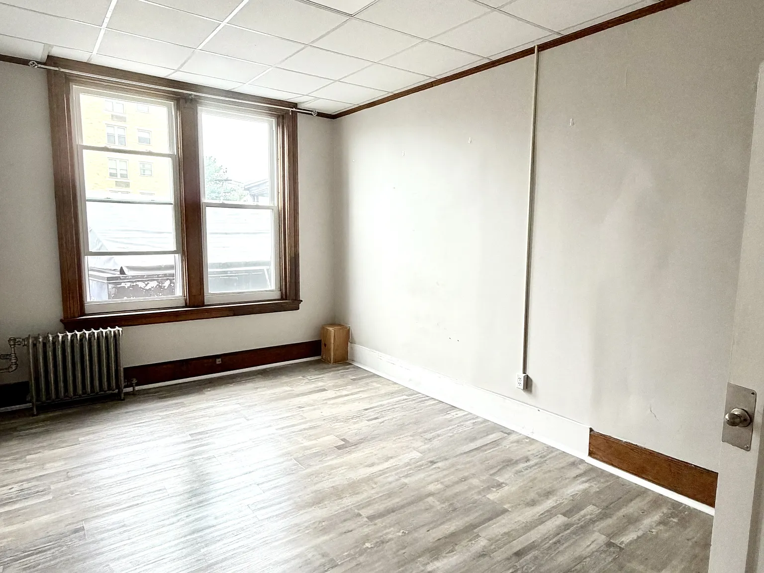 102 Delaware Ave — Photo 3