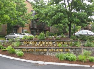 210 Brook Village Rd APT 6, Nashua, NH 03062