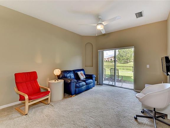 3rd image of 1221 Long Oak Way