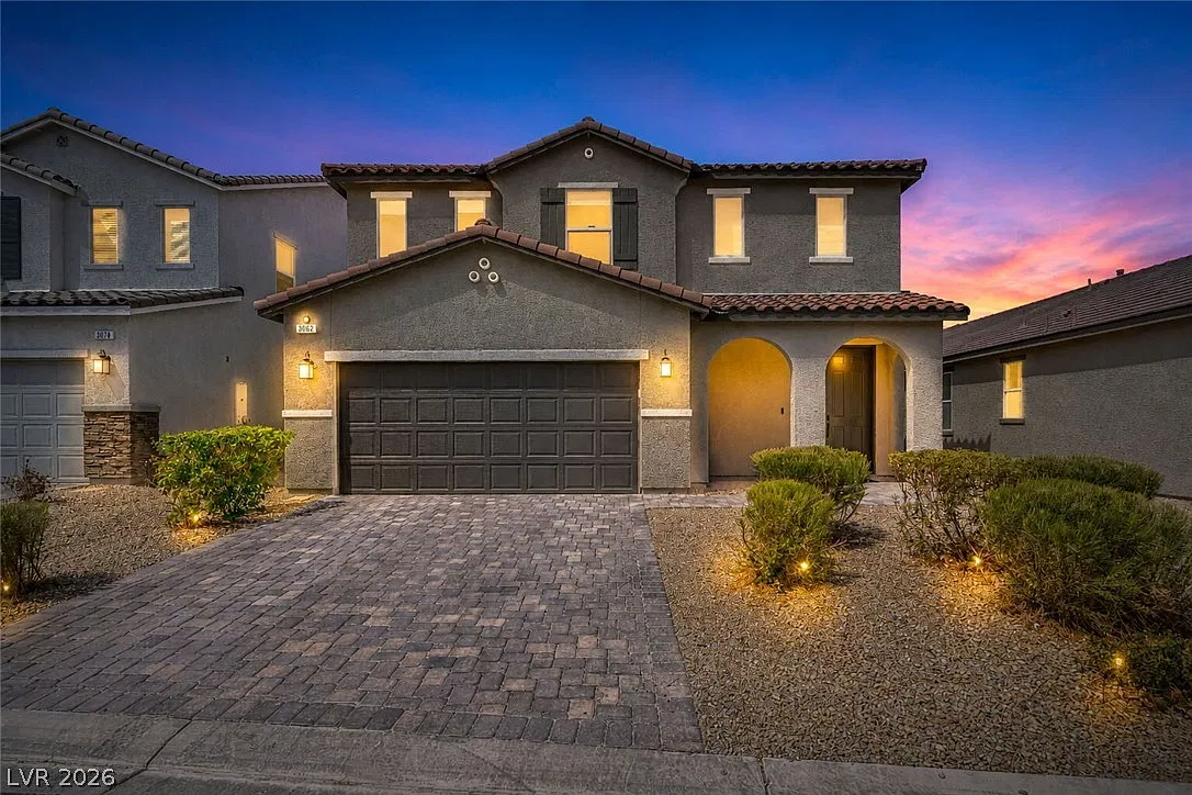 5 bed, 3.5 bath, 3088 sqft, $3,000 — Photo 1