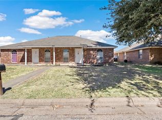 905 Azalea Ct APT B, College Station, TX 77840