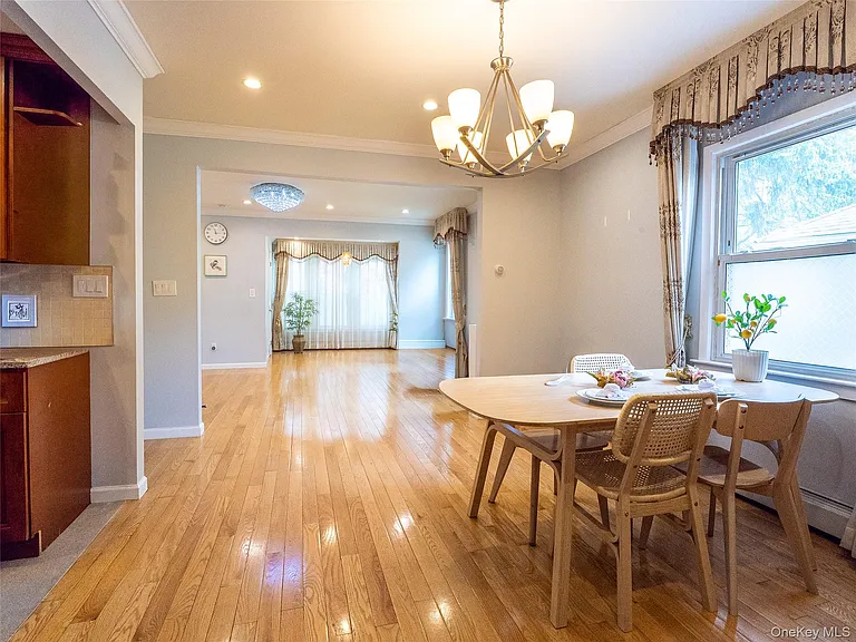 4532 Westminster Rd — Photo 9