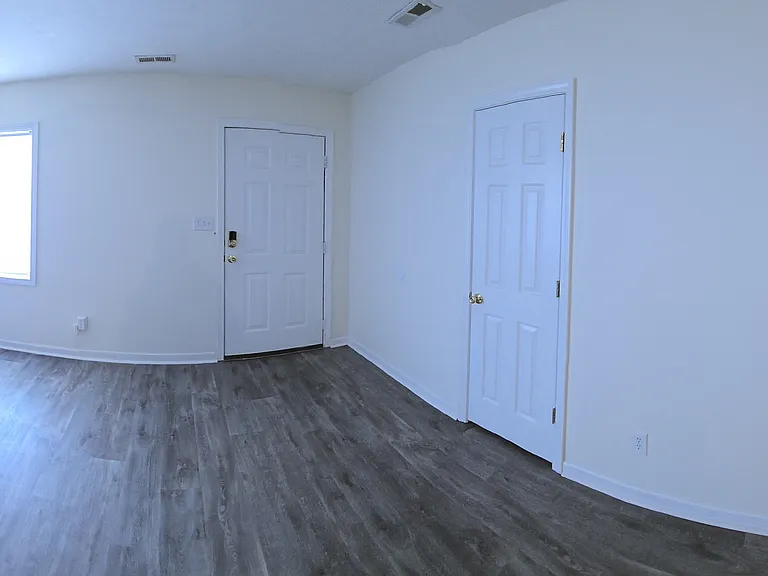 1504 Mack St — Photo 12