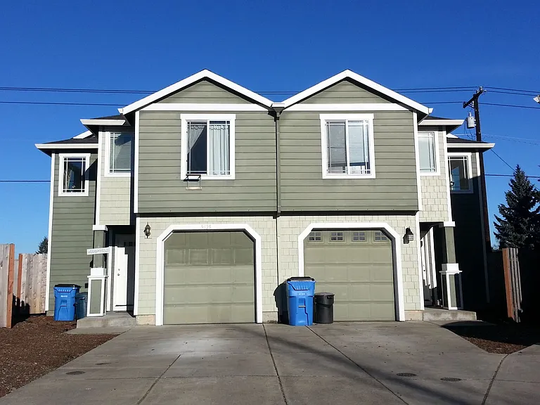 Covington Townhomes — Photo 44