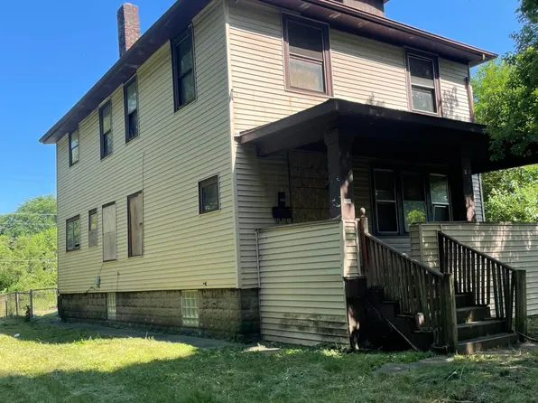 645 Maryland St, Gary, IN 46402