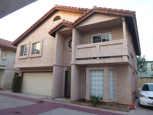 1st image of 869 S Greenwood Ave
