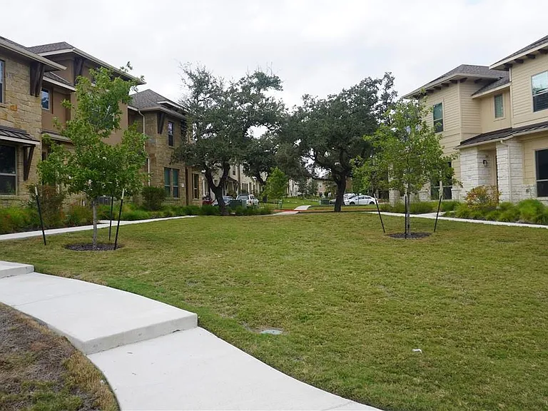13800 Lyndhurst St #134 — Photo 3