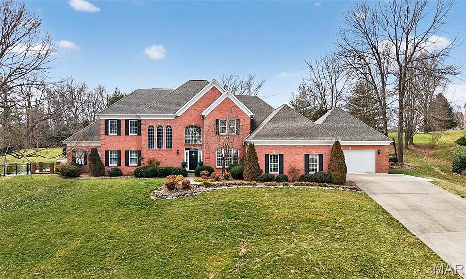 1st image of 2129 Wood Hollow Ct