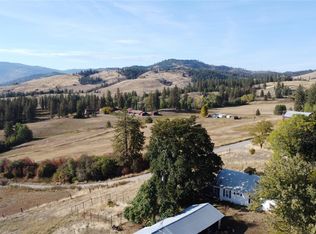 640 Highland Loop Road, Kettle Falls, WA 99141
