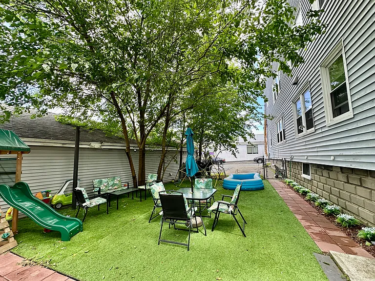 52 Alaric St #3 — Photo 17